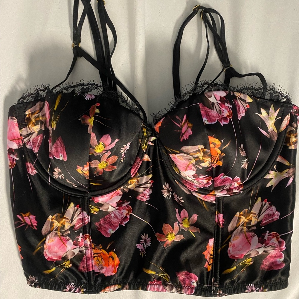 Victoria’s Secret “Very Sexy” bra